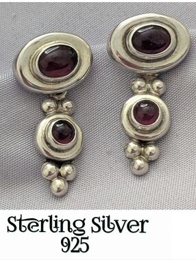 VINTAGE STERLING SILVER AND GARNET EARRINGS